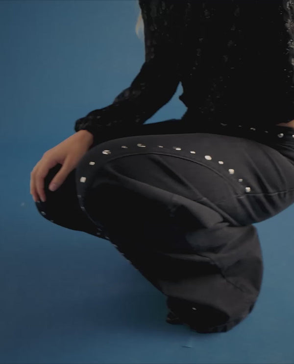 Rivet Wide Jeans